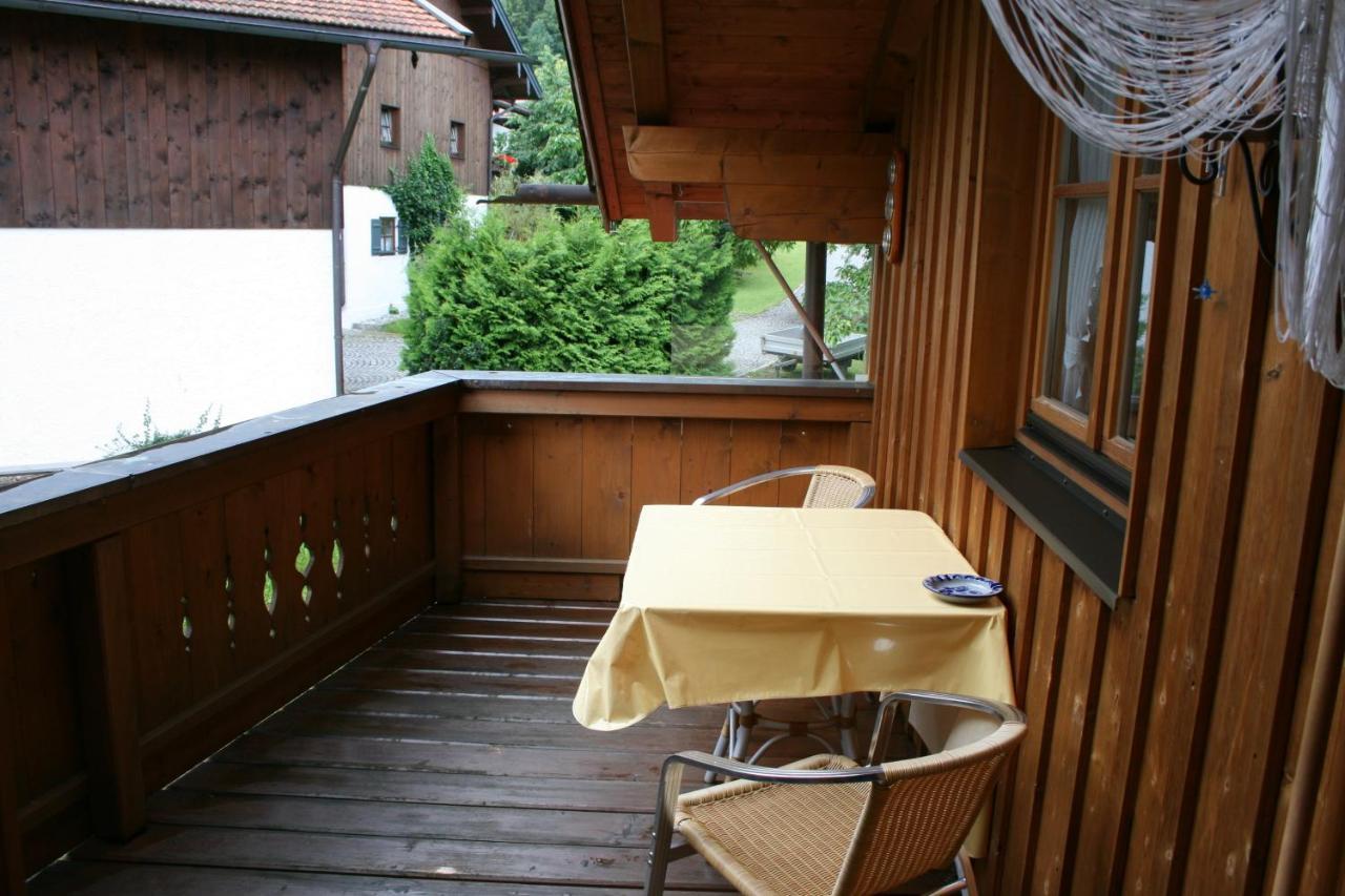 Haus Schwarz Appartement Staudach-Egerndach Buitenkant foto